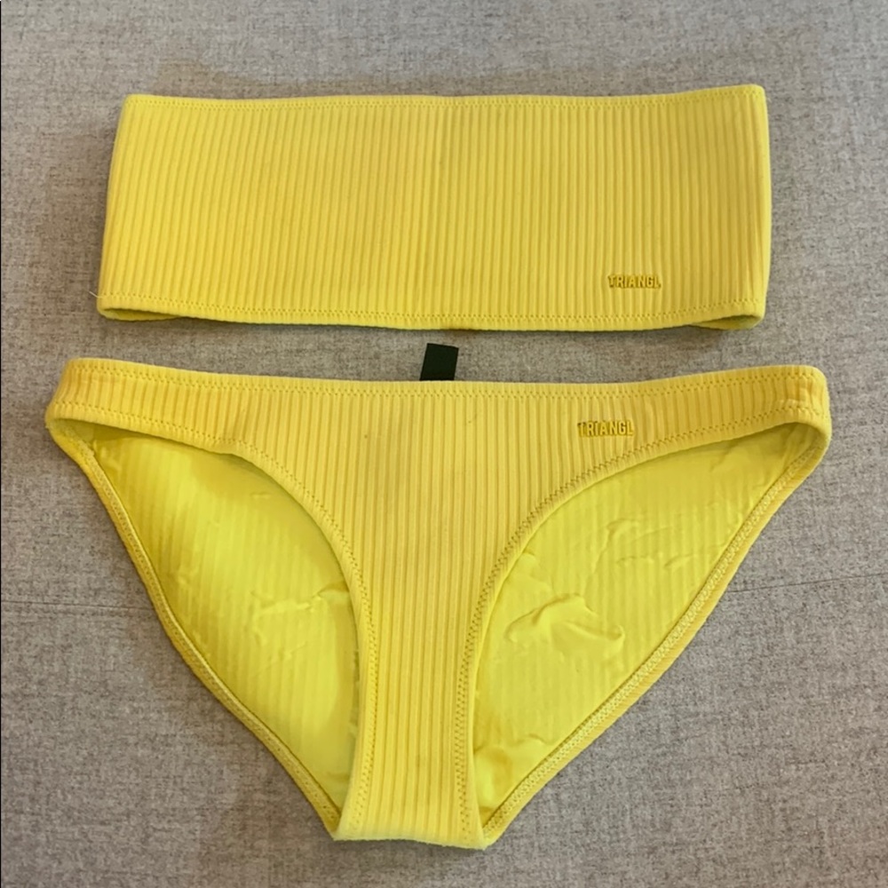 Yellow strapless bikini set